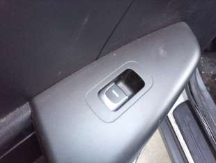 Recambio de mando elevalunas trasero izquierdo para kia sportage 2010-2016 drive 4x2 referencia OEM IAM 93580D9100  