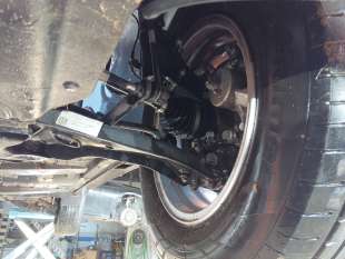 Recambio de mangueta delantera izquierda para kia sportage 2010-2016 drive 4x2 referencia OEM IAM 51715D7000  