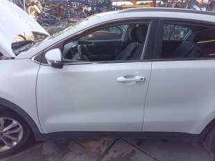 Recambio de puerta delantera izquierda para kia sportage 2010-2016 drive 4x2 referencia OEM IAM 76003F1000  