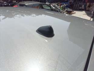 Recambio de base de antena para hyundai kona 2017- pure referencia OEM IAM 96200J9000  