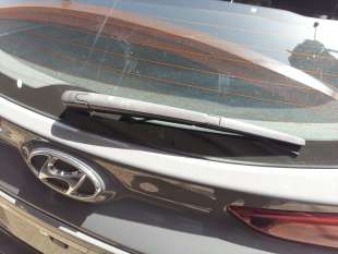 Recambio de brazo limpia trasero para hyundai kona 2017- pure referencia OEM IAM 988152P000  