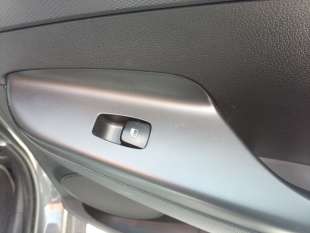 Recambio de mando elevalunas trasero derecho para hyundai kona 2017- pure referencia OEM IAM 3K552B1200  