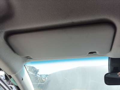 Recambio de parasol izquierdo para hyundai kona 2017- pure referencia OEM IAM 928913S000TTX  