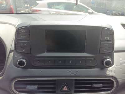 Recambio de sistema audio / radio cd para hyundai kona 2017- pure referencia OEM IAM 96170j9200tmt  