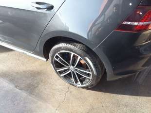 Recambio de amortiguador trasero izquierdo para volkswagen golf vii lim. 2012-2017 gte referencia OEM IAM 5Q0513029DP  