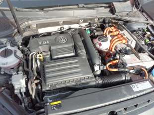 Recambio de compresor aire acondicionado para volkswagen golf vii lim. 2012-2017 gte referencia OEM IAM 5QE816803L  