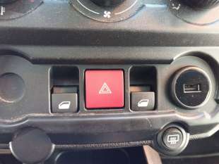 Recambio de mando elevalunas delantero izquierdo para aixam uv/51/af0a 2018- s9 referencia OEM IAM 98016307ZD  