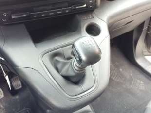 Recambio de pomo palanca cambio para opel combo e tour / life (k9) 2018- 1.5 referencia OEM IAM 98118898ZD  
