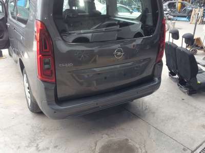 Recambio de refuerzo paragolpes trasero para opel combo e tour / life (k9) 2018- 1.5 referencia OEM IAM 9862898880  
