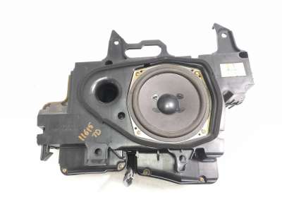 Recambio de subwoofer para toyota land cruiser (j12) 2002-2009 3.0 turbodiesel referencia OEM IAM 8615060110  