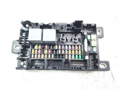 Recambio de caja reles / fusibles para jaguar e-pace 2017- 2.0 diesel cat referencia OEM IAM J9C314A073BB  