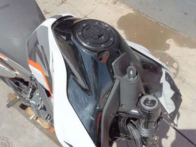 Recambio de deposito combustible para ktm duke - 790 duke l referencia OEM IAM   