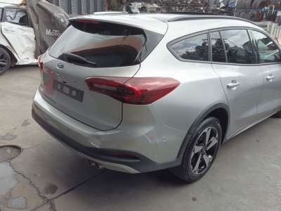 Recambio de puente trasero para ford focus sportbreak - focus sportbreak referencia OEM IAM JX615K952AEG  