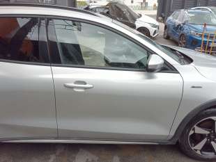 Recambio de puerta delantera derecha para ford focus sportbreak - focus sportbreak referencia OEM IAM 2577504  