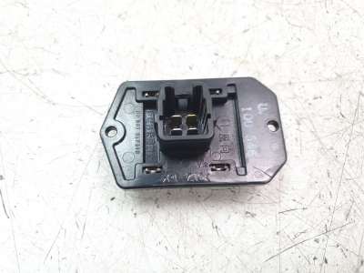 Recambio de resistencia calefaccion para toyota hilux vii 2016-2020 2.4 d referencia OEM IAM 10U546  