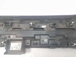 Recambio de moldura para mazda cx-5 2017- 2.0 cat referencia OEM IAM KJL1G036002  