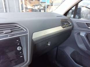 Recambio de guantera para volkswagen tiguan (ad1, ax1) 2016- 1.4 tsi referencia OEM IAM 5NB857114C  