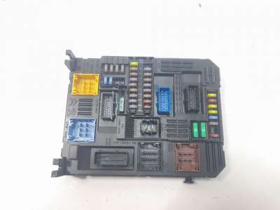 Recambio de caja reles / fusibles para citroën c4 cactus 2014- shine referencia OEM IAM 9819851280  