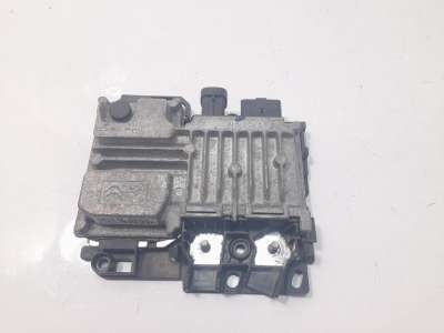 Recambio de centralita start / stop para citroën c4 cactus 2014- shine referencia OEM IAM 9819596180  