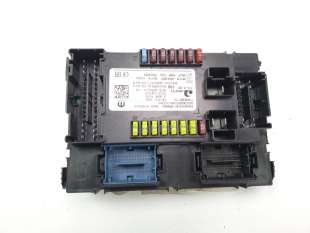 Recambio de caja reles / fusibles para jeep compass ii 2017- longitude 4x2 referencia OEM IAM 28645568  