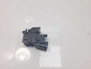 Recambio de mando elevalunas trasero izquierdo para land rover discovery sport (l550) 2014- 2.0 d 4x4 referencia OEM IAM LR05977 2