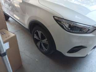 Recambio de amortiguador delantero derecho para mg mg zs suv 2017- 1.5 vti referencia OEM IAM 10573459  