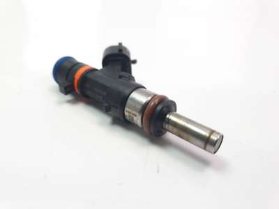 Recambio de inyector para renault megane iv grandtour 2016- business referencia OEM IAM 166004787R 0280158366 
