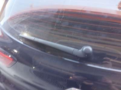 Recambio de brazo limpia trasero para mg zs 2022- luxury referencia OEM IAM 10568621  