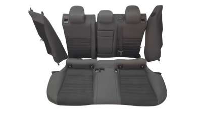 Recambio de asientos traseros para lexus xe2 2019- is300h referencia OEM IAM 7150353060  