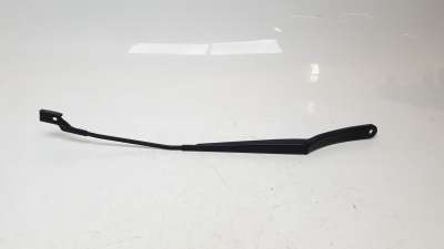 Recambio de brazo limpia delantero derecho para ford focus 2018- 1.0 ecoboost cat referencia OEM IAM JX7B17526AB  