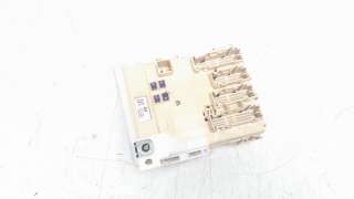 Recambio de caja reles / fusibles para toyota rav 4 2012-2019 referencia OEM IAM 8273042811  