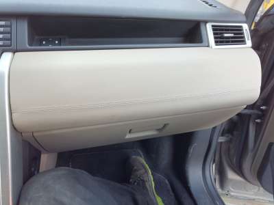 Recambio de guantera para land rover discovery sport (l550) 2014- 2.0 d 4x4 referencia OEM IAM LR073425  