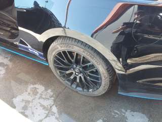 Recambio de paso rueda trasero izquierdo para ford mustang 2014- gt referencia OEM IAM 2283945  