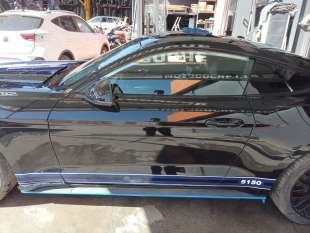 Recambio de puerta delantera izquierda para ford mustang 2014- gt referencia OEM IAM 2216331  