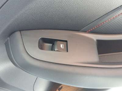 Recambio de mando elevalunas trasero derecho para mg zs 2022- comfort referencia OEM IAM 10470989  