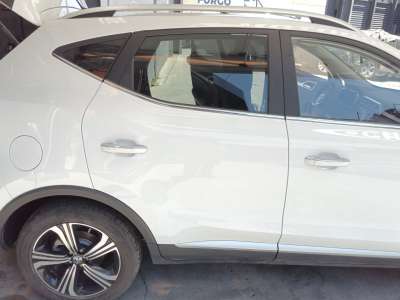 Recambio de puerta trasera derecha para mg zs 2022- comfort referencia OEM IAM 10316504  