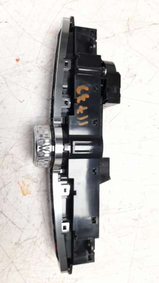 Recambio de warning para volvo xc 40 2017- essential 2wd referencia OEM IAM P31456673  