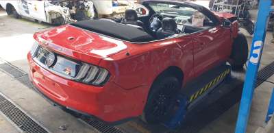 Recambio de luna delantera derecha para ford mustang 2014- convertible gt referencia OEM IAM 2161877  