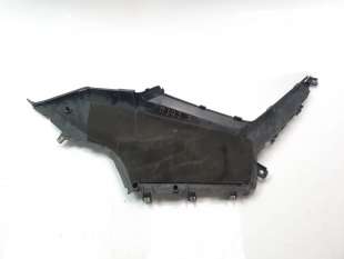 Recambio de moldura para kymco ak550 2017- referencia OEM IAM 83620LGC6E00   2