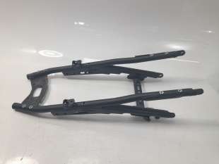 Recambio de subchasis trasero para yamaha mt-09 (7.2013) 2013-2020 referencia OEM IAM BS2211900000  