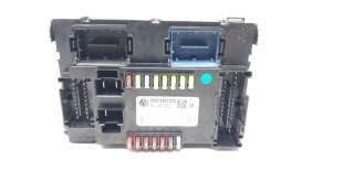 Recambio de caja reles / fusibles para jeep renegade 2014- limited 4x4 referencia OEM IAM 521581070  