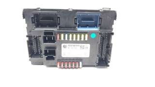 Recambio de caja reles / fusibles para jeep renegade 2014- limited 4x4 referencia OEM IAM 521581070  