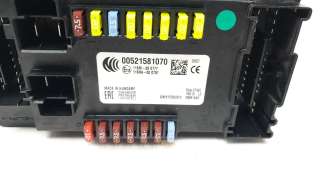 Recambio de caja reles / fusibles para jeep renegade 2014- limited 4x4 referencia OEM IAM 521581070  