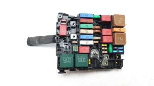 Recambio de caja reles / fusibles para citroën c3 2016- 1.2 12v e-thp referencia OEM IAM 9804848480  