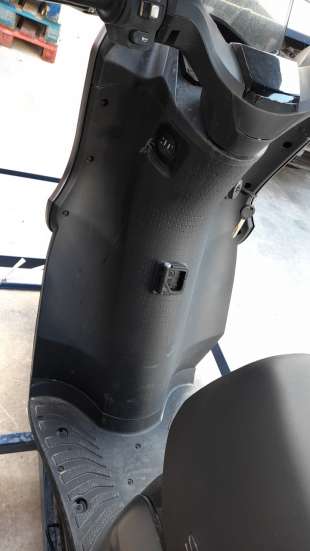 Recambio de moldura para seat mo 2024- mo referencia OEM IAM MOTOR  