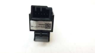 Recambio de mando elevalunas delantero derecho para land rover discovery sport 2014- pure referencia OEM IAM FK7214717AB  