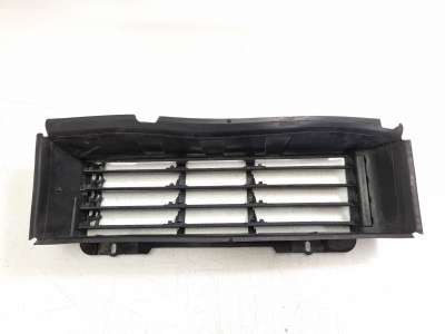 Recambio de calandra delantera de radiador para dacia sandero iii 2020- expression referencia OEM IAM 214F60898R  