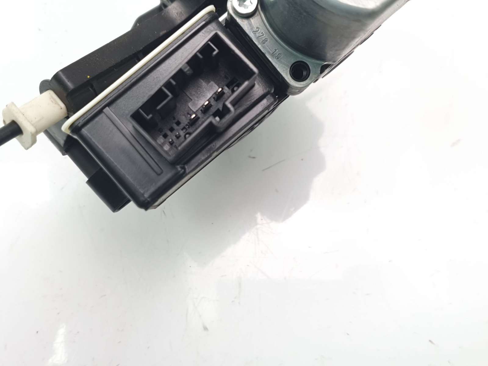 Recambio de elevalunas trasero izquierdo para volkswagen t-cross (c11, d31) 2018- 1.0 tsi referencia OEM IAM 2GM839461D   Recambio de elevalunas trasero izquierdo para volkswagen t-cross (c11, d31) 2018- 1.0 tsi referencia OEM IAM 2GM839461D