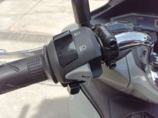 Recambio de piña luces izquierda para honda pcx - pcx 125 (jk05) referencia OEM IAM 35200K1YD12  