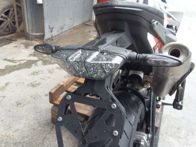 Recambio de piloto trasero central para ktm duke - 790 duke l referencia OEM IAM 64114040000  